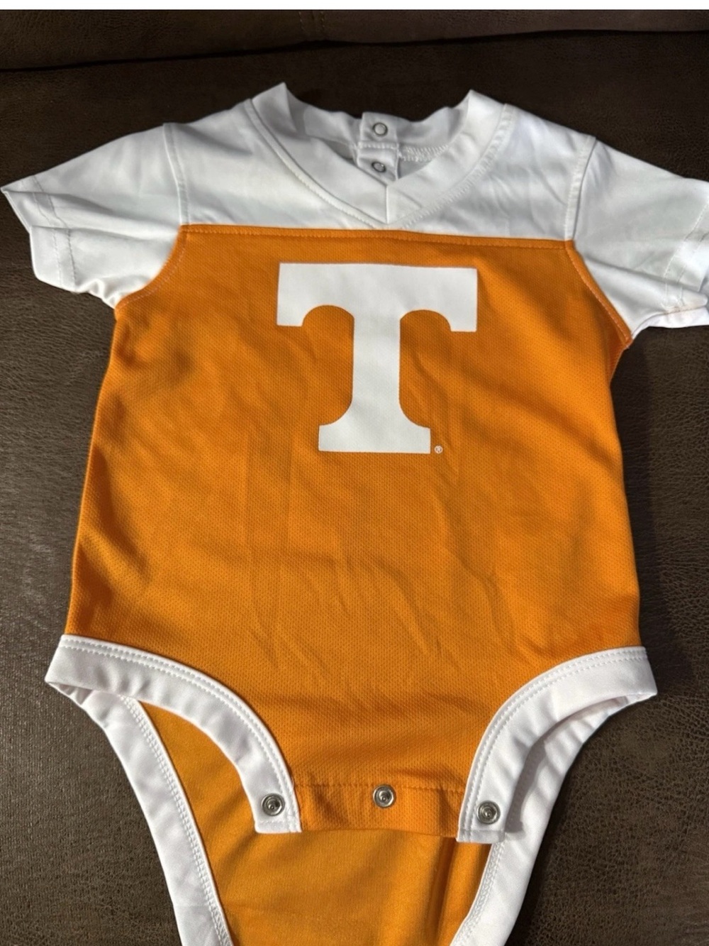 UNIVERSITY OF TENNESSEE VOLUNTEERS 6-9 month Rivalry Threads 91 One Piece